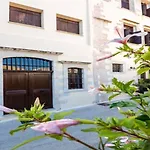 Lithinon Luxury Suites Old Town Chania Free On-Site Parking *