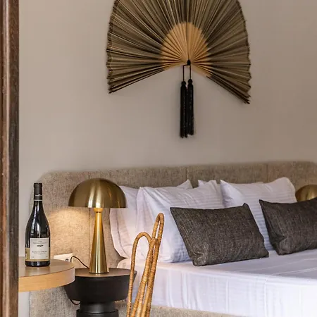 Apartment Lithinon Luxury Suites With Free Parking