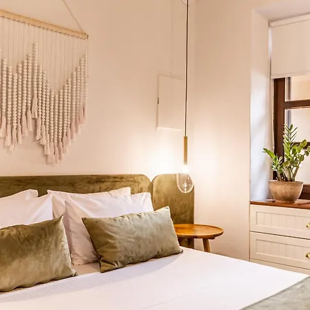 Apartment Lithinon Luxury Suites With Free Parking *