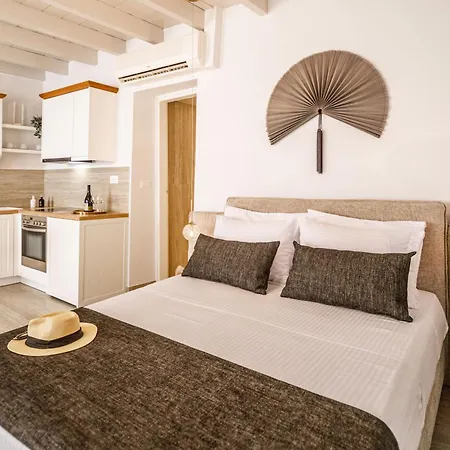 Lithinon Luxury Suites Old Town Chania Free On-Site Parking * Chania (Crete)