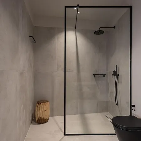 Lithinon Luxury Suites With Free Parking Apartment