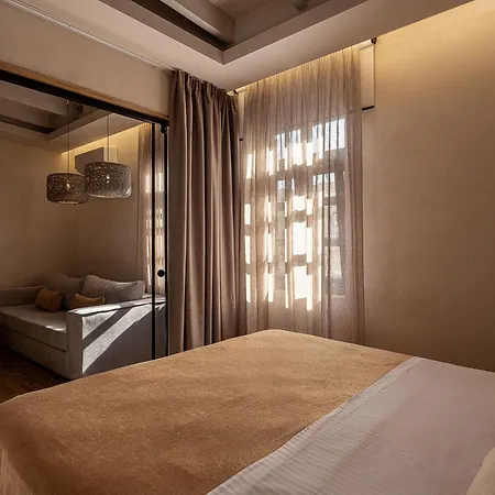 Apartment Lithinon Luxury Suites With Free Parking