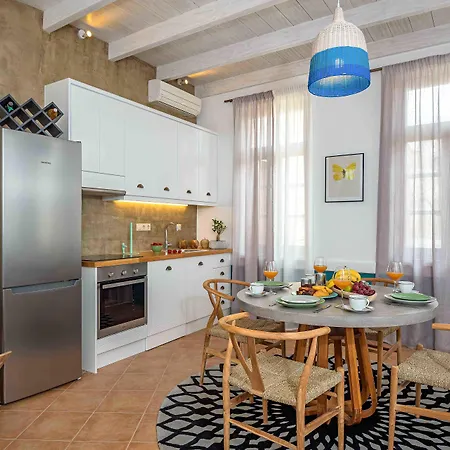 Lithinon Luxury Suites Old Town Chania Free On-Site Parking Apartment *