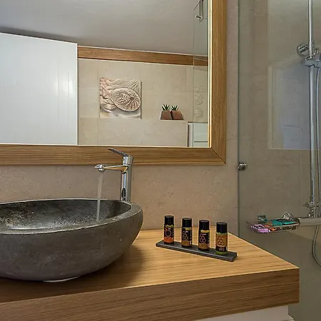Lithinon Luxury Suites Old Town Chania Free On-Site Parking Chania (Crete)
