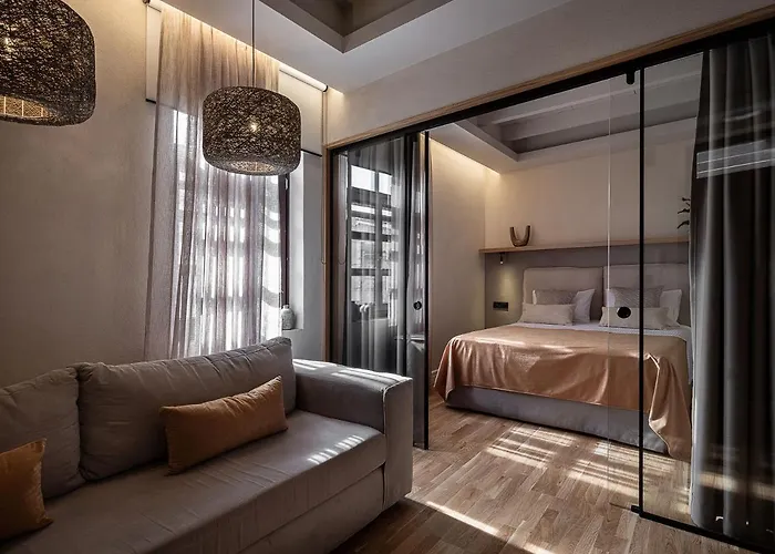 Lithinon Luxury With Free Parking Apartament *