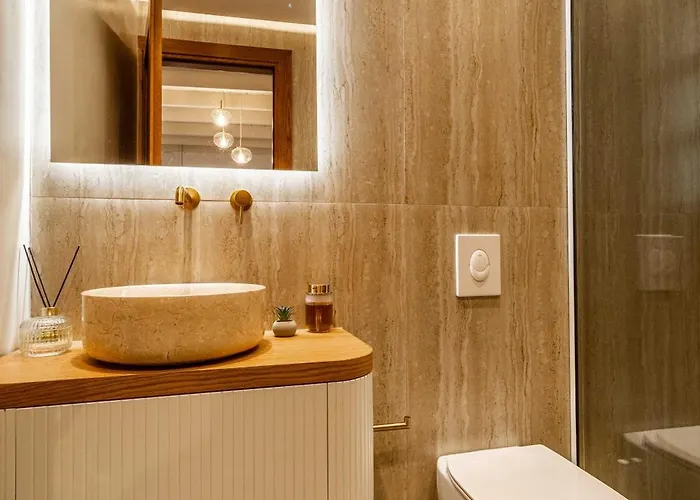 דירה Lithinon Luxury With Free Parking חאניה