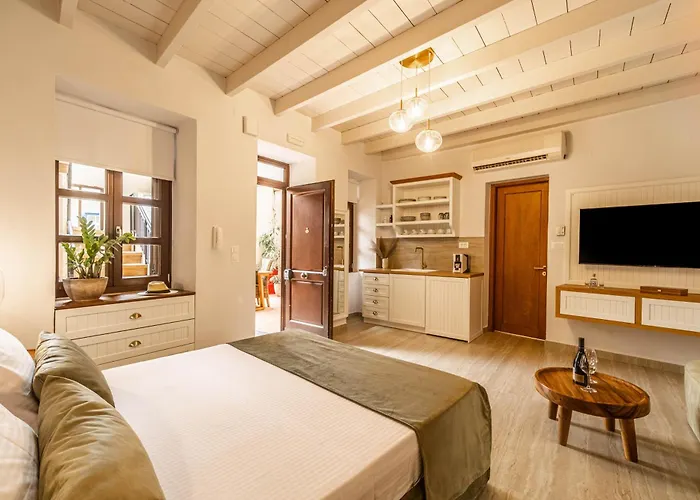 דירה Lithinon Luxury With Free Parking *