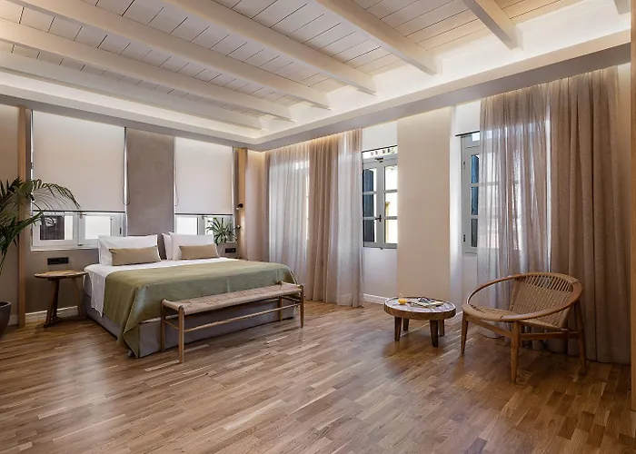 Lithinon Luxury With Free Parking דירה *