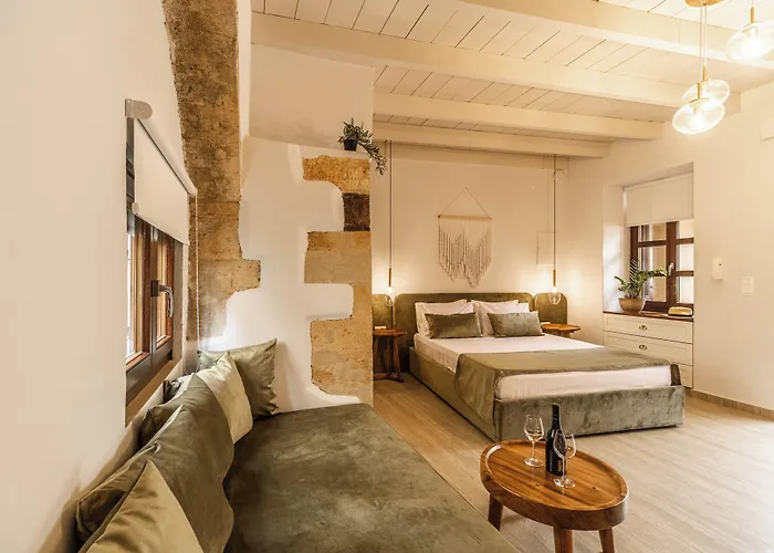 Lithinon Luxury With Free Parking