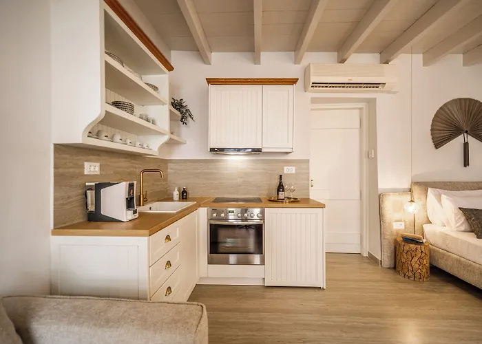 Lithinon Luxury With Free Parking Apartamento